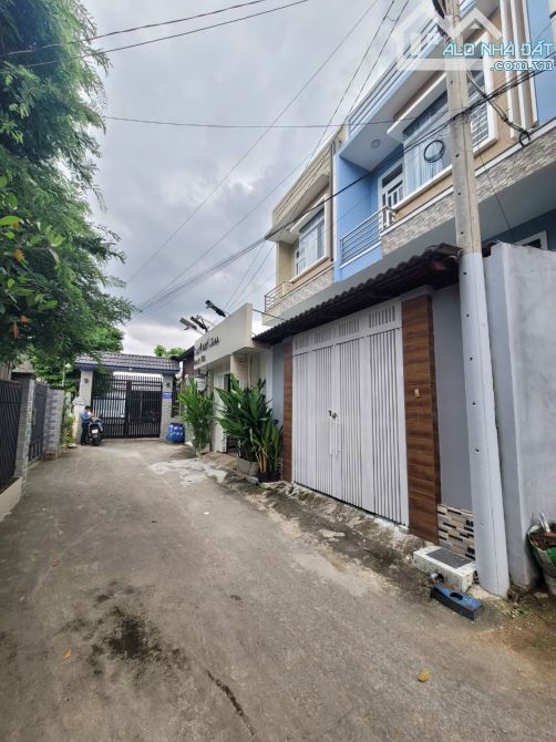 4,35Tỷ TL🔥Bán nhà 1 trệt 1 lầu 1 lửng cách đường Trần Hưng Đạo 100m, p.Dĩ An, Tp.Dĩ An - 1
