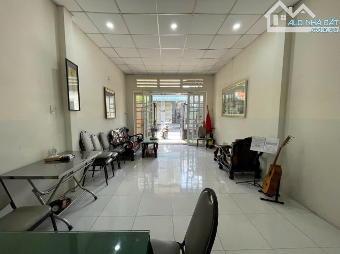 Bán Nhà Mặt Tiền Đường 185 Phước Long B. Quận 9 - 1