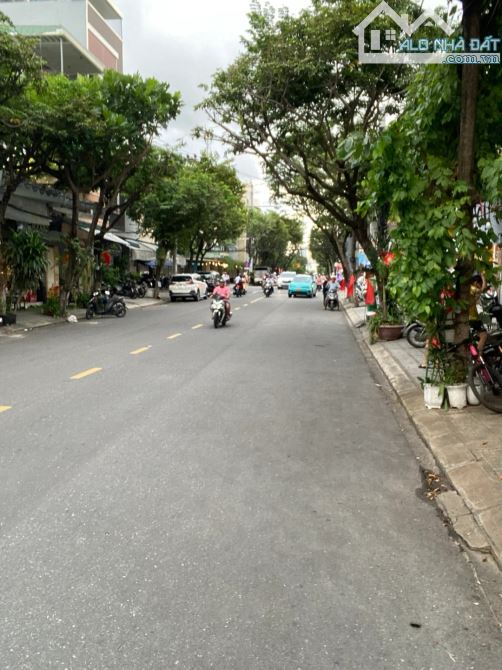 BÁN NHÀ 3 TẦNG MẶT TIỀN NGUYỄN THỊ MINH KHAI - DT: 164m2 – GẦN HÙNG VƯƠNG - 1