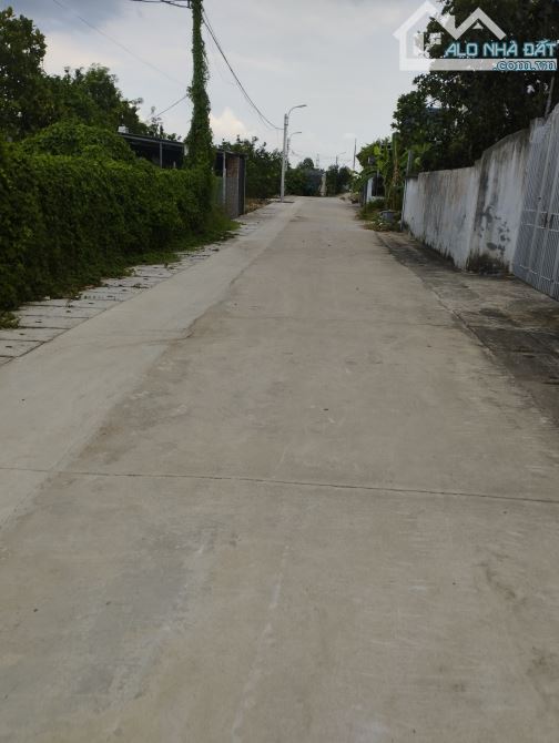 🏡 Bán nhà 3 tầng đẹp , Tổ 9 TT Quang Minh - 1