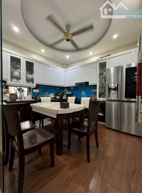 SIÊU PHẨM NHÀ ĐẸP PHÂN LÔ NGỌC LÂM - VỊ TRÍ ĐỘC TÔN, Ở NGAY! DT 46m, giá bán 15.8 tỷ, Liên - 1