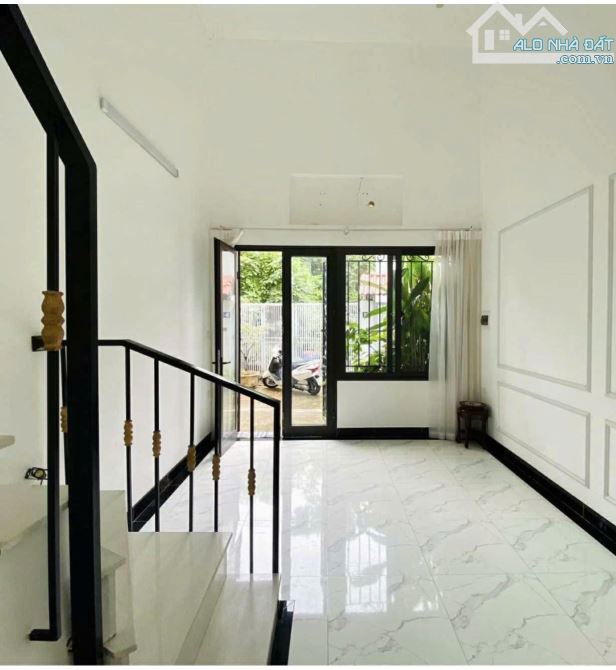 Bán nhà phố Cầu Giấy 43m², 6 tầng, gần ô tô tránh, gần hồ, nhỉnh 9 tỷ - 1