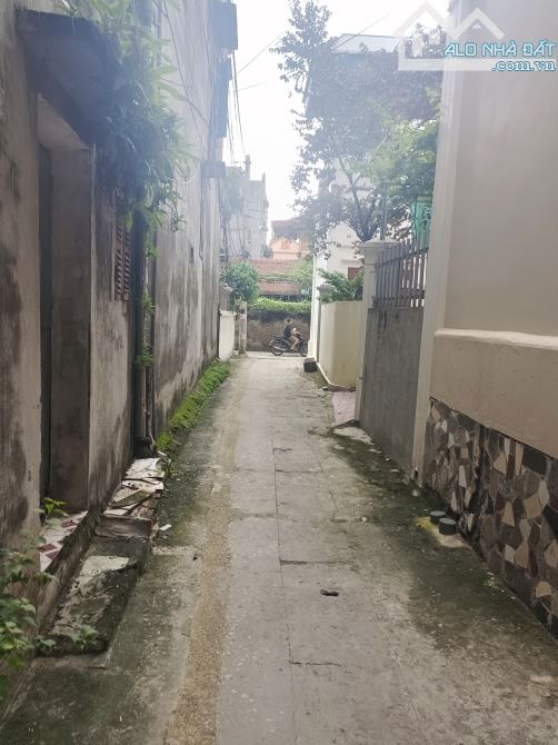 BÁN ĐẤT TẶNG NHÀ C4 GÁC XÉP, 32M² QUANG LÃM PHÚ LƯƠNG, NGÕ BA GÁC, GIÁ 3.5 TỶ - 1