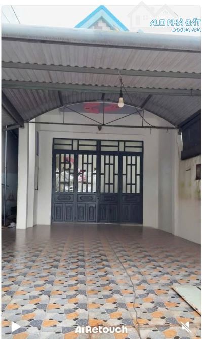 Về lại TP ! Cần bán gấp căn nhà cấp 4 ở gần TT. chợ Trảng Bàng 150m2 SHR giá 835tr - 1