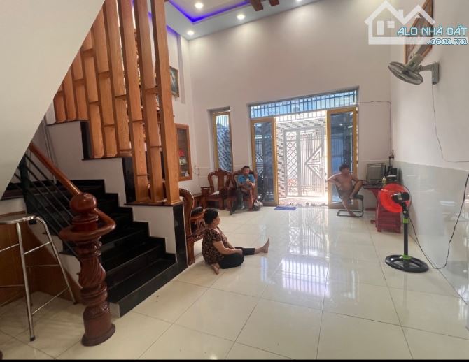 NHÀ HXH NGAY CHỢ GẤU - ĐÔNG THẠNH -HÓC MÔN- 97M2 NGANG 5,7M- 5,2 TY TL - 1