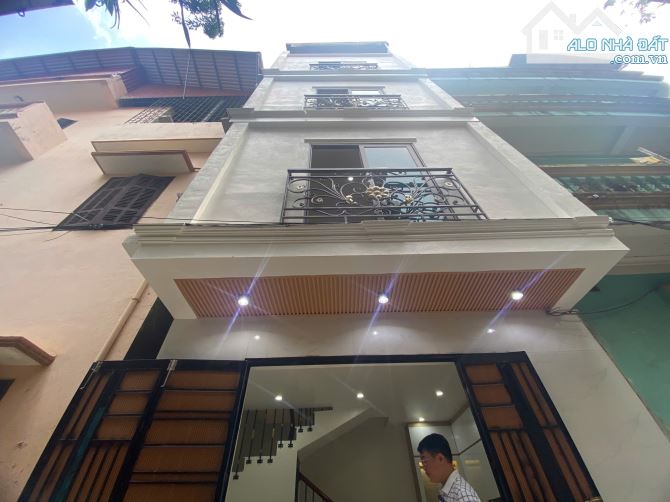 Bán nhà phân lô Hà Đông 5T full đồ, 7chỗ đỗ cửa, ngõ thông, nhỉnh 5tỷ - 1