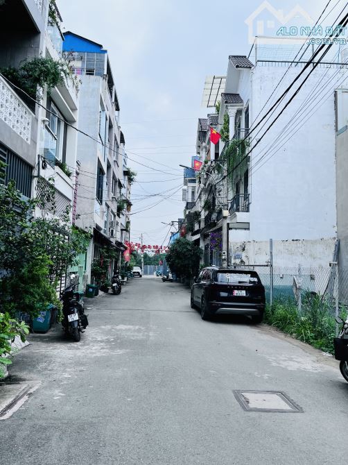 Bán lô góc 2 mặt tiền,linh đông, hẻm xe tải tránh, 76m2 giá 6,65 tỷ - 1