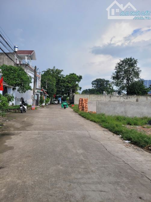 4,5Tỷ TL🔥Bán đất 100,4m2 Mặt Tiền đường Cây Da Xề, gần BigC Go, p.Đông Hòa, Tp.Dĩ An - 1