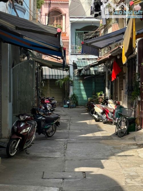 Giảm mạnh còn 5.6 tỷ TL, trệt 2 lầu, 39m2, HXH Ni Sư Huỳnh Liên, P10 - 1
