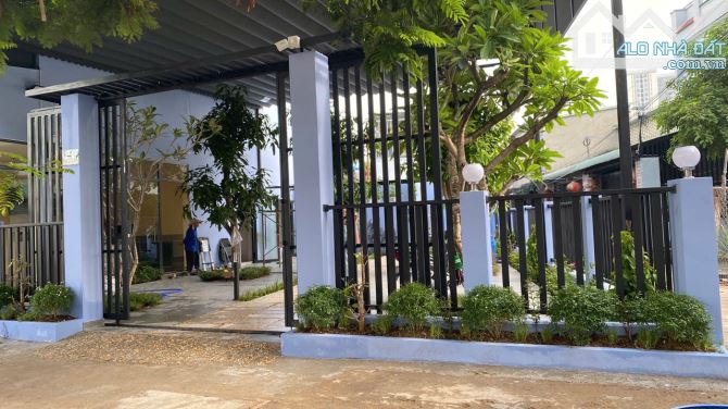 Bán nhà góc 2 mặt tiền đường Nguyễn Du- Nguyễn Văn Trỗi, Dĩ An 16x20 250m2 giá 85tr/m2 thư - 1