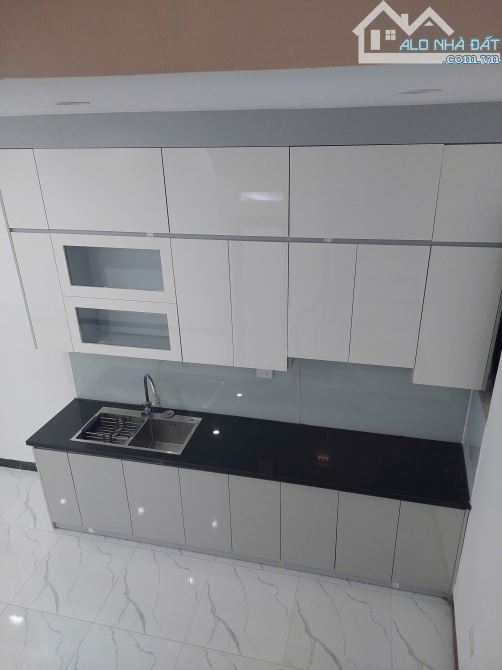 Nhà mới đẹp 32m2 x 6 tầng ngay chợ Tứ Hiệp - Thanh Trì, gần ô tô, gần trục chính, Chỉ hơn - 1