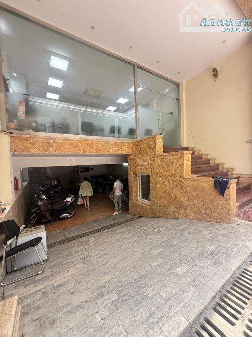 BÁN TOÀ VĂN PHÒNG PHỐ TRUNG YÊN CẦU GIẤY DT 100M 9 TẦNG THÔNG SÀN THANG MÁY GIÁ 54.5 TỶ - 1