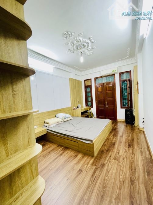 NHÀ DÂN XÂY ĐƯỜNG LÁNG– ĐỐNG ĐA – DT35M2-5T-FULL NỘI THẤT-GẦN PHỐ -GIÁ CHỈ 8.5TỶ. - 1