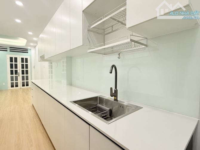Hơn 2 Tỷ Có  Ngay Căn Chung cư  Quận 10, 43m2, 2PN , Full Nội Thất , Giâ 2,8 Tỷ TL - 1