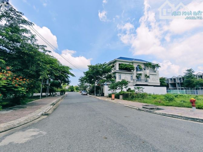 BÁN ĐẤT BIỆT THỰ HODECO (DỰ ÁN TÂY 3/2) GIÁ RẺ NHẤT KHU VỰC DT 247M2 (CÁCH SUNGROUP 100M) - 1