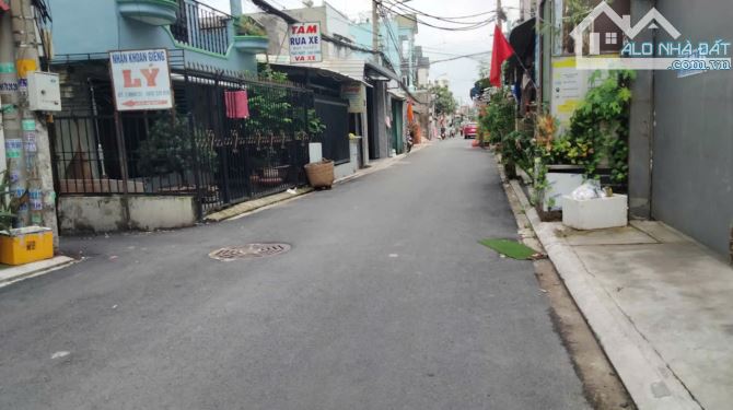 ĐỐI DIỆN VẠN PHÚC CITY - Ô TÔ NGỦ SÂN - DT 80m2 X 2 tầng CHỈ NHỈNH 6 TỶ - 1