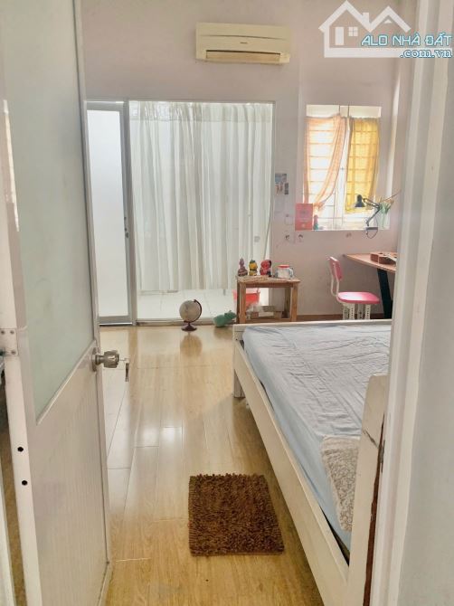 Nhà 1 trệt 1 lầu, 66m², đường số 2 Tăng Nhơn Phú B, giá 3.6 tỷ - 1