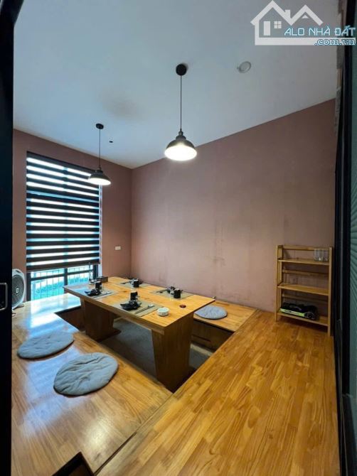 Bán Vinhome mặt quảng trường shophouse lô góc 6 tầng - 1