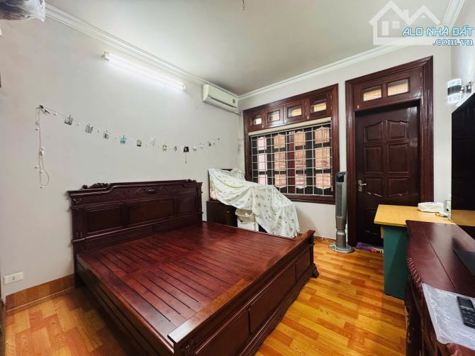 PHÂN LÔ NGUYỄN VĂN HUYÊN Ô TÔ 60M2 CHỈ 21.x TỶ - KINH DOANH - 2 THOÁNG TRƯỚC SAU. - 1