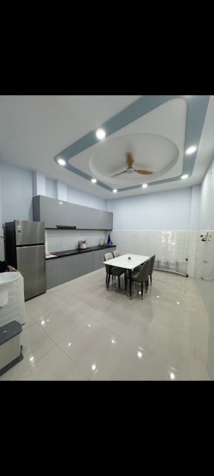 Bán nhà 2 tầng 4.1 x 10 m (42 m²) Bành Văn Trân Tân Bình – Gần trường học – Giá 7.2 Tỷ - 1
