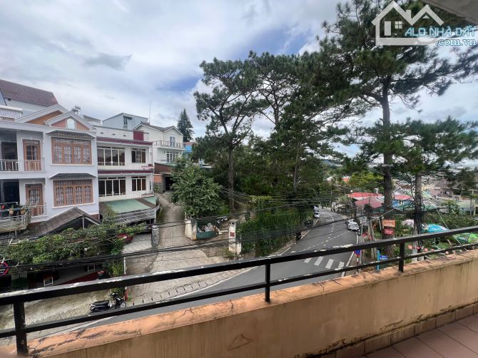Nhà trung tâm Đà Lạt , mặt tiền đường lớn Lê Thánh Tôn - Diện tích 330m2 - 1