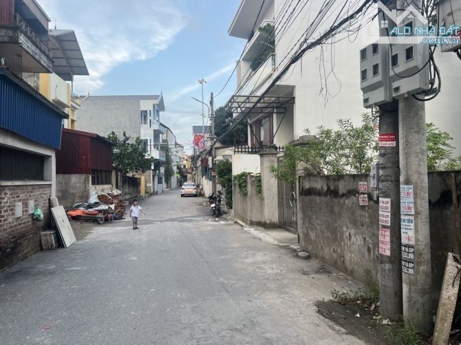 Nhỉnh 4tỉ đất cổ loa đường ô tô nhỏ tránh nhau - 2km ra vin cổ loa - 1