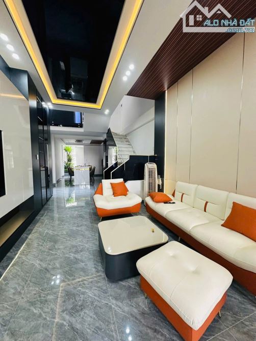 📌📌Làm việc trực tiếp!!!! Bán nhà 3 tầng mới đẹp full nội thất Nguyễn Huy Tự 🍀 - 1