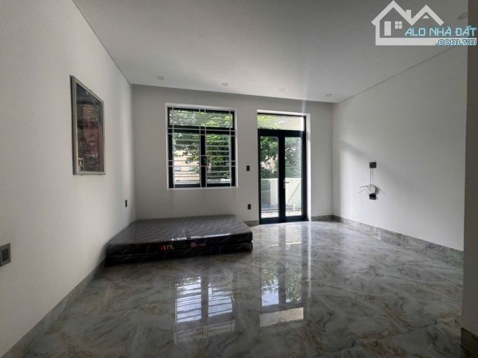 Siêu phẩm nhà phố Mỹ An 21, 3 tầng mới cứng, full nội thất, gần biển Mỹ Khê - 1