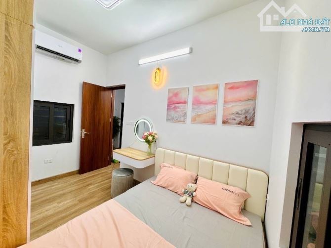 NGỌC HÀ 18/32M GIÁ CHỈ 5,1 TỶ-FULL NỘI THẤT ĐẸP,NGÕ THÔNG,GÀN HỒ Ô TÔ TRÁNH - 1