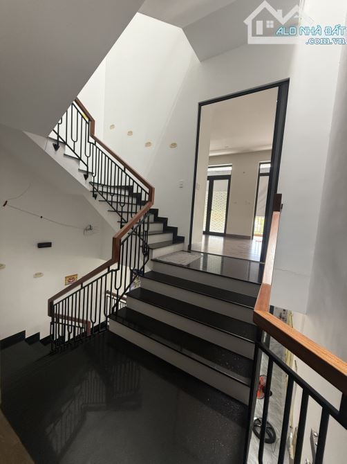 NAM VIỆT Á - MỸ ĐA TÂY 85m2 ĐƯỜNG 7.5m - TẶNG NHÀ 3 TẦNG 4PN CHỈ HƠN 8tỷ - 1
