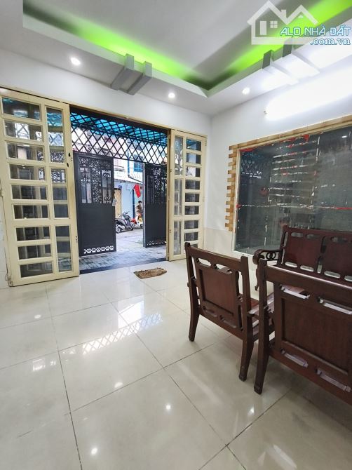💥🏠🚘BÌNH TÂN,CỰC HIẾM, RẺ, SÁT MẶT TIỀN, Ô TÔ ĐỖ CỬA, 60M2, 4 TẦNG, NGANG 5M, NHỈNH 5 TỶ - 1