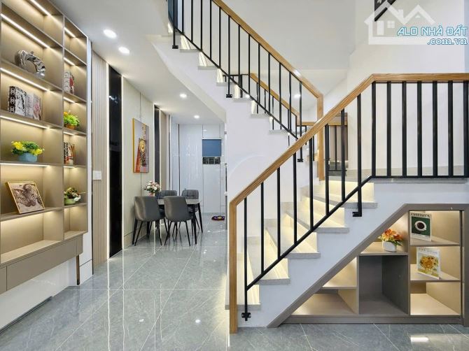 ❌❌❌LÊN SÓNG CĂN NHÀ PHỐ HẺM XE HƠI 7 CHỖ ĐẬU CỬA - 1