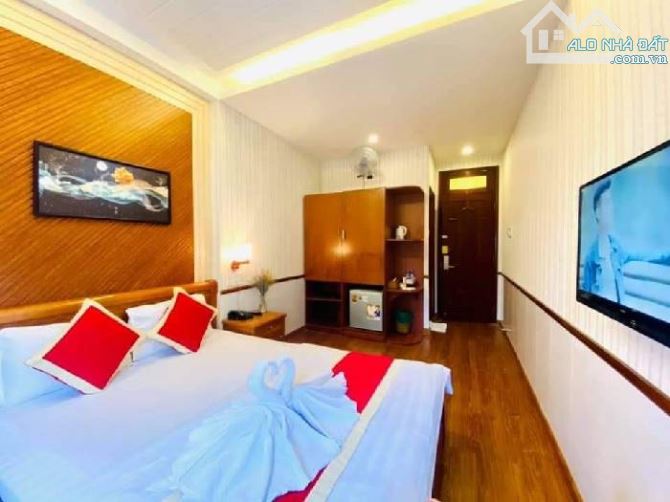 HIỆU SUẤT KINH DOANH 300 TRIỆU/THÁNG - MẶT TIỀN KHÁCH SẠN 3 SAO BÌNH TÂN, KHU TÊN LỬA VIP - 1