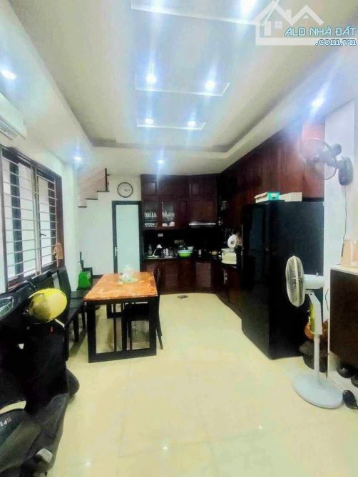 BÁN GẤP NHÀ ĐỘI CẤN TT BA ĐÌNH FULL NỘI THẤT 35M X 6 TÀNG 8,6  TỶ - 1