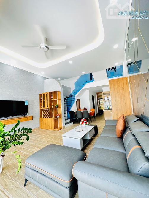 NHÀ MỚI KENG MÊ LỆCH - NỘI THẤT XỊN 5.2x20m, CHỈ 2 TỶ 790 Triệu - GIÁ BẰNG LÔ ĐẤT - 12