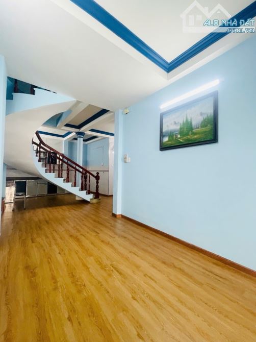 NHÀ NƠ TRANG LONG PHƯỜNG 7 BÌNH THẠNH CÁCH HẺM XE HƠI 20 M - 13