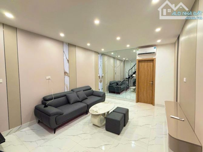 Bán nhà tập thể Nghĩa Tân Cầu Giấy nhà đẹp long lanh, khách chỉ việc ở 80m2 chỉ 3.95 tỷ TL - 14