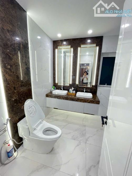 Bán nhà đẹp. Hẻm xe hơi. Khu dân cư Sài Gòn Mới. Dt 4x20m. 4 tầng. Giá 6.8 tỷ - 16