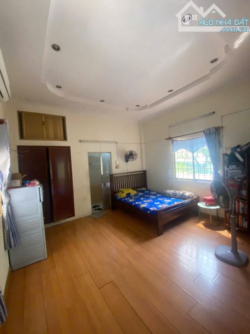 Bán Nhà Sân Ô Tô Khu Cư Xá Tỉnh Đội P. Tân Phong DT 105m2 Gia 4,85 Tỷ - 2
