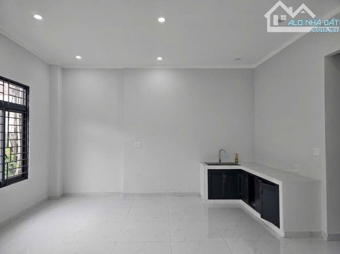 Bán Nhà Cấp 4 gần Cơ Sở 5 Đại học Lạc Hồng - mặt tiền kinh doanh 2 oto né nhau thông thoán - 2