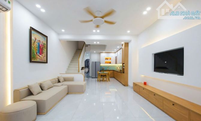 bán nhà 2 lầu giá 1ty900 ngay trường lái Bửu Long Biên Hòa shr thổ cư đường 7m xe hơi - 2
