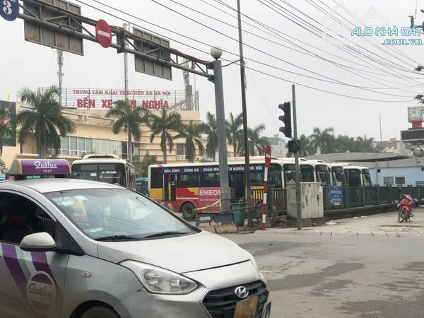 Bán đất tặng nhà 3 tầng - ô tô - kinh doanh , lô góc . dt 85m, giá mềm - 2