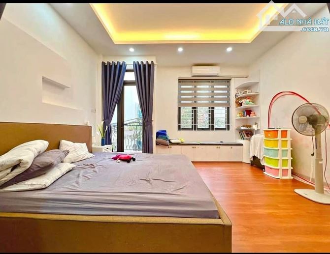 Nhà đẹp dân xây khu d cạnh viện Nhi Hà Nội , phân lô ô tô tránh . Dt 50m, 4 tầng 4 ngủ - 2