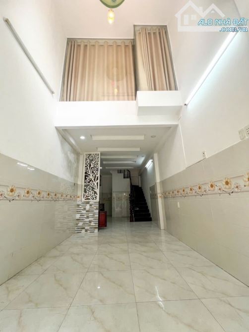 BÁN NHÀ HẺM XE HƠI CHIẾN LƯỢC ( 30M2 , 3 TẦNG ) GIÁ NHỈNH 3 TỶ - 2