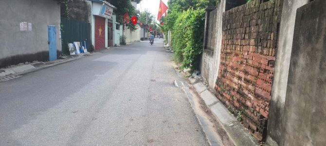 HIẾM – LÔ GÓC 66M² – ĐƯỜNG Ô TÔ – TẶNG NHÀ C4  CÒN MỚI - 2