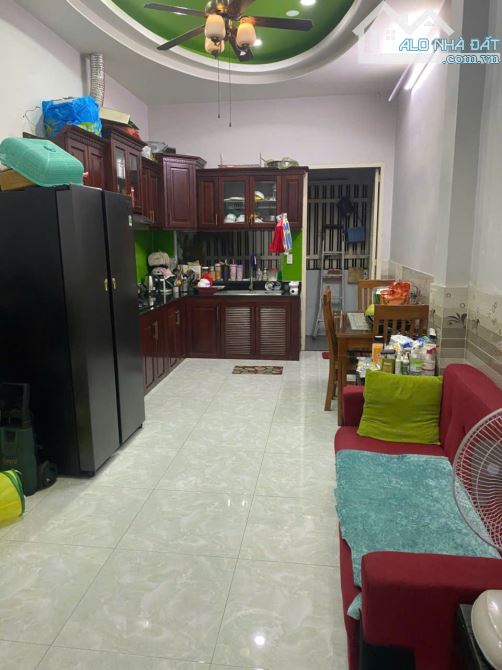 SIÊU HOT! MẶT TIỀN LÊ QUỐC TRINH   ĐƯỜNG 20M - ĐỐI DIỆN TRƯỜNG CAO ĐẲNG  - GIÁ CHỈ 8.8 TỶ - 2