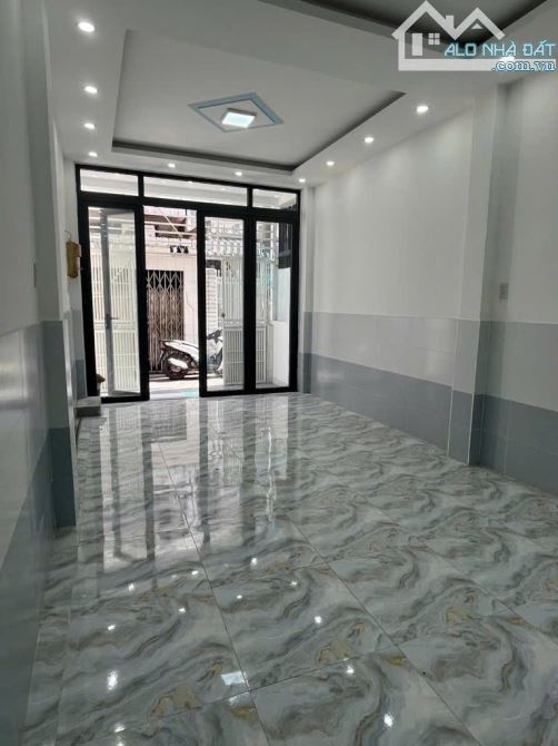 Quận 11-Nhà đẹp-Hẻm rộng-Sát mặt tiền Thái Phiên-P8-44m2-3tầng-Giáp Quận 10 - 2