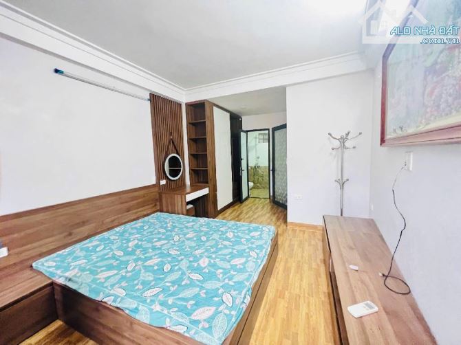Bán nhà Nguyễn Hoàng – 33M x 4T – Lô góc,3 bước ra bx Mỹ Đình – 5.9 Tỷ - 2