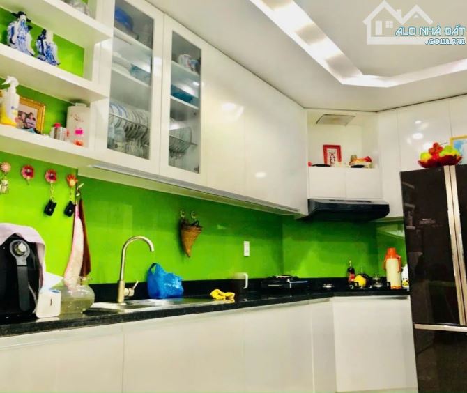 Bán Nhà Trung Tâm Q.10 - 36m²(3,6m x 10 Nở Hậu) 4 Tầng - 4PN - Chỉ 6,3 Tỷ TL - 2