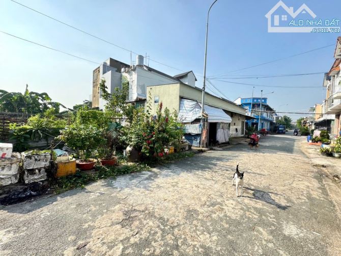 BÁN ĐẤT (DT: 89M2) KDC NGAY CỔNG SAU CÔNG TY POUCHEN THUỘC P. BỬU HOÀ. GIÁ CHỈ 2,8 TỶ - 2
